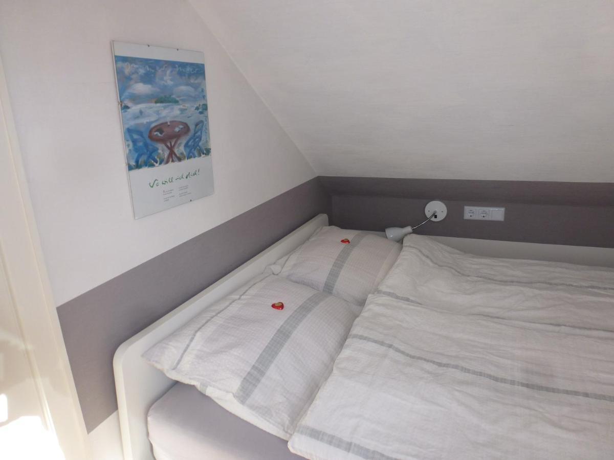 Ferienwohnung Am Runenstein 7 Busdorf Esterno foto